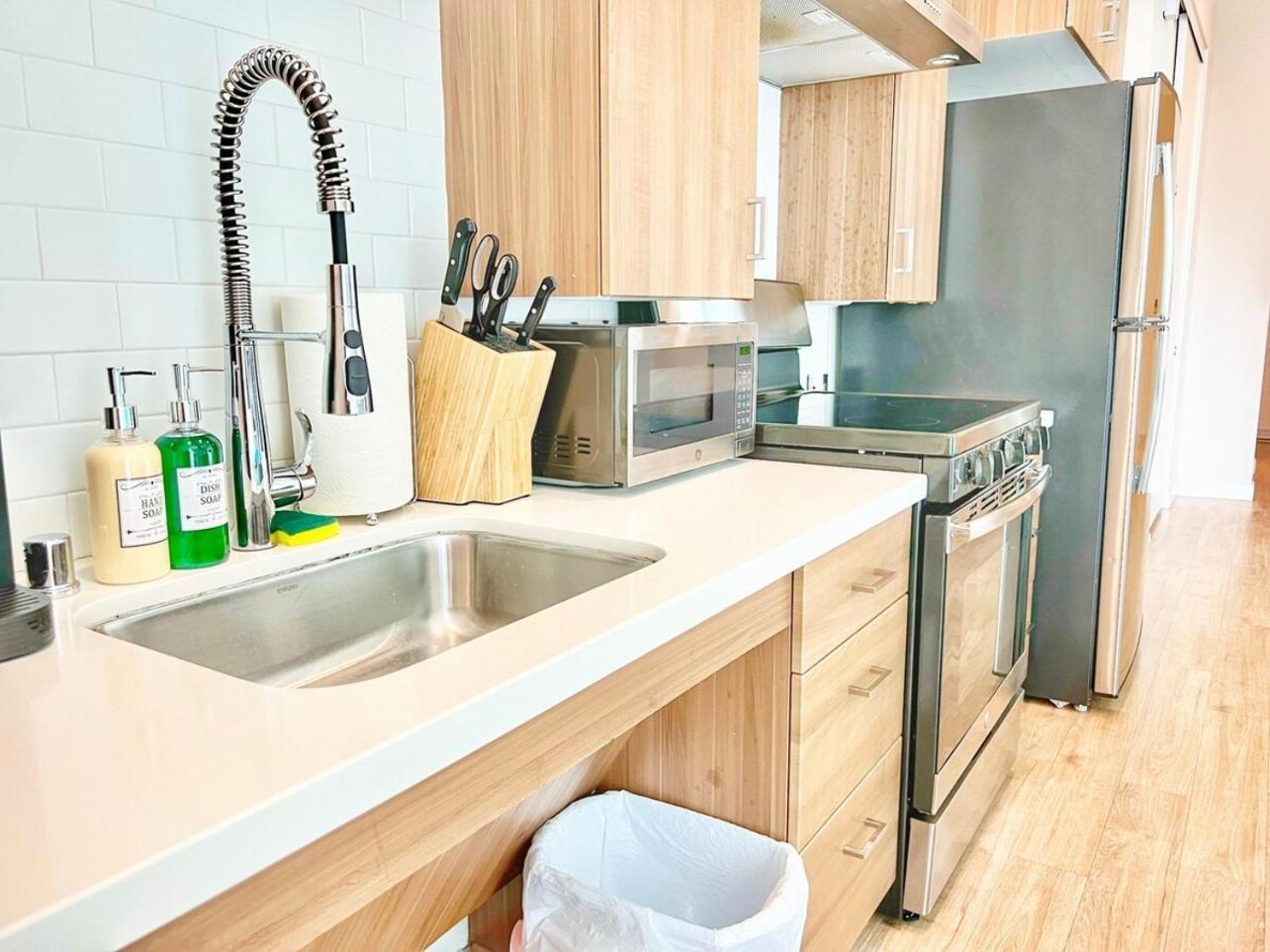 Appartement The Leo - One Bedroom W Private Balcony *
