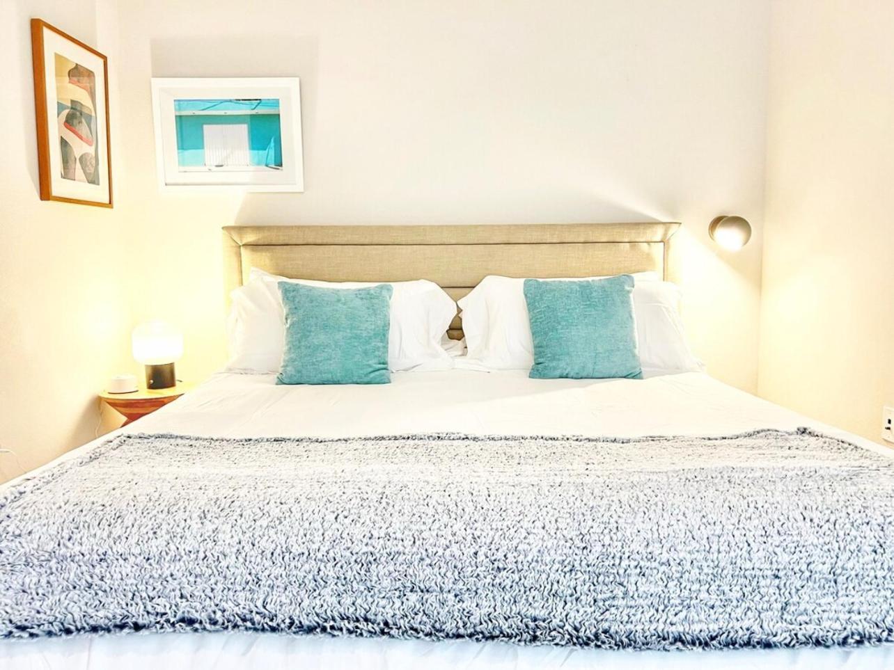 The Leo - One Bedroom W Private Balcony * San Diego