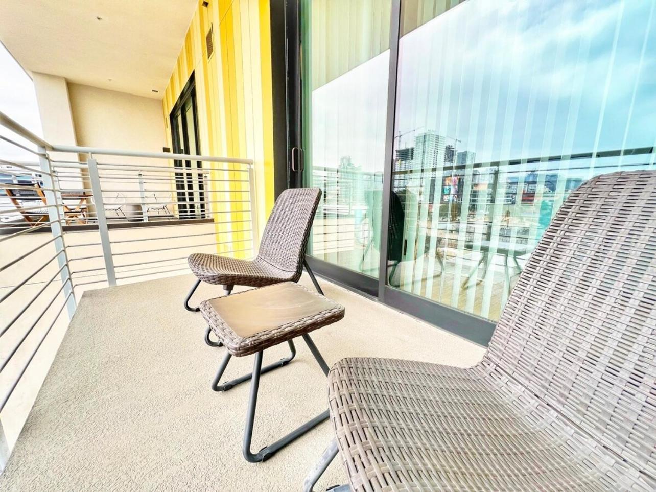 Appartement The Leo - One Bedroom W Private Balcony
